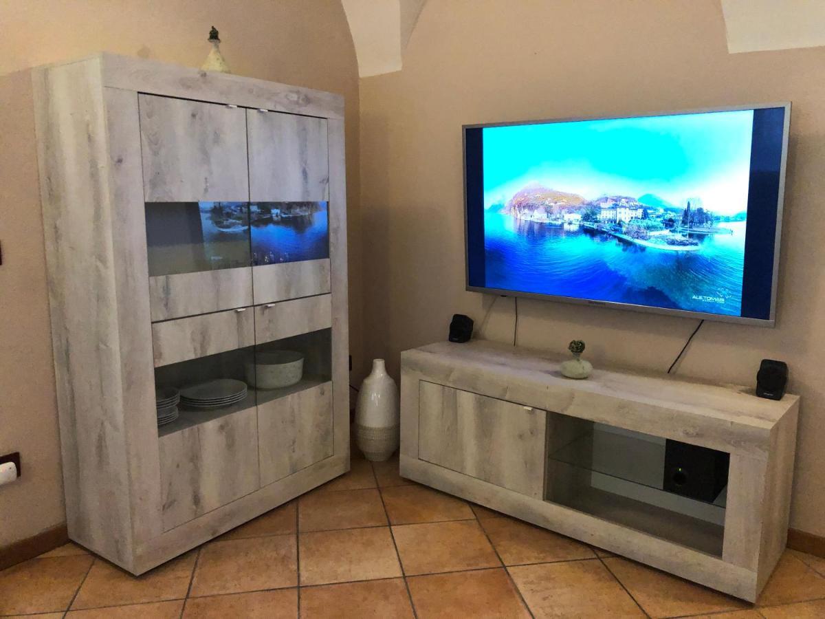 37 Iseo Lake A&A Marone Bagian luar foto